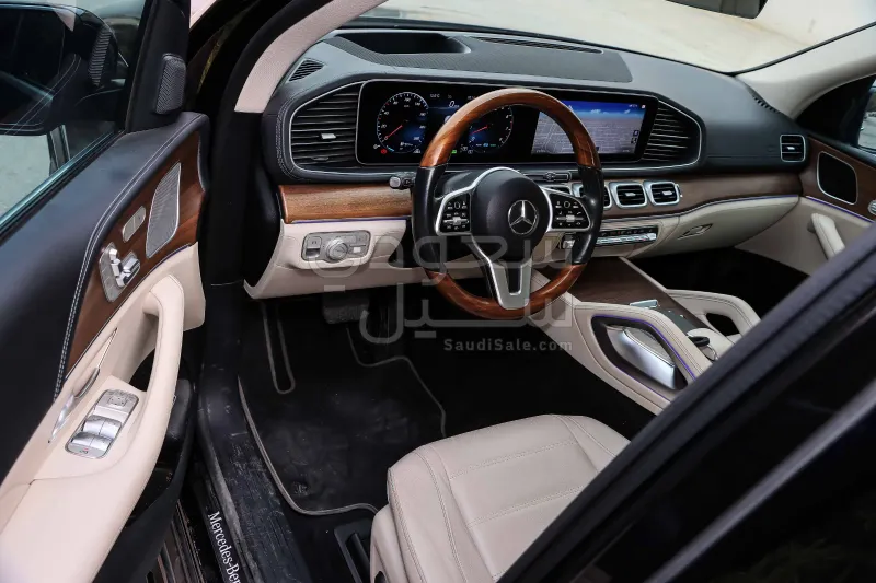 2021 مرسيدس - بنز جي إل إي 450