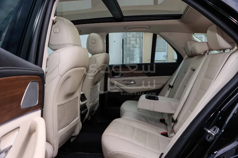 2021 مرسيدس - بنز جي إل إي 450