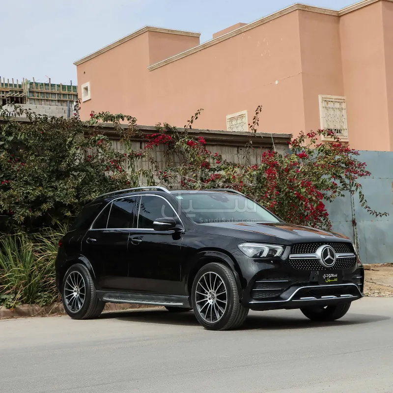 2021 مرسيدس - بنز جي إل إي 450