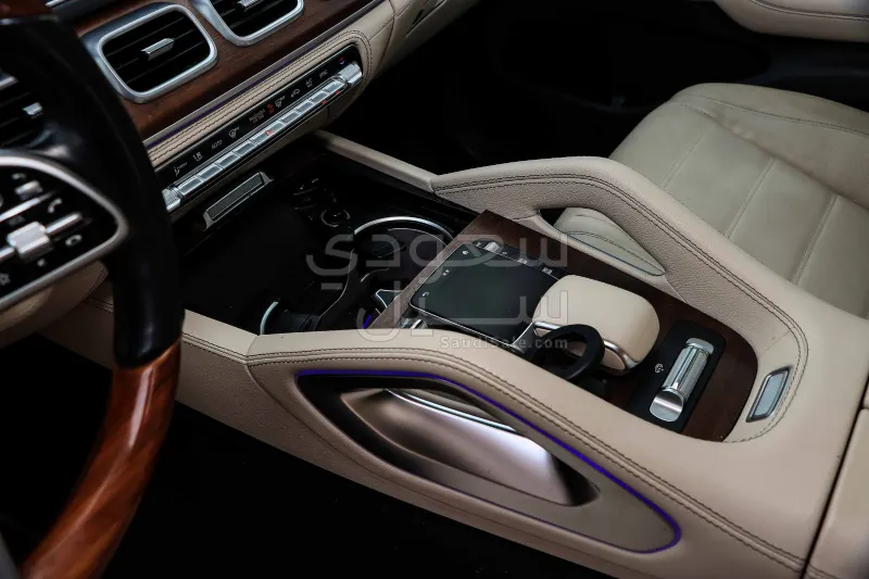 2021 مرسيدس - بنز جي إل إي 450