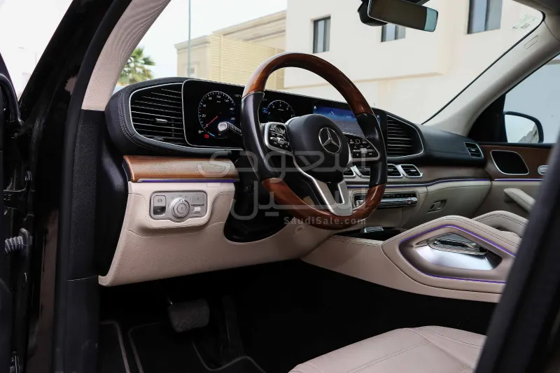 2021 مرسيدس - بنز جي إل إي 450