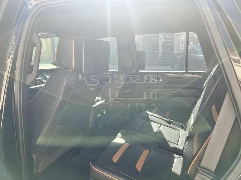 2021 جي ام سي يوكون اي تي 4