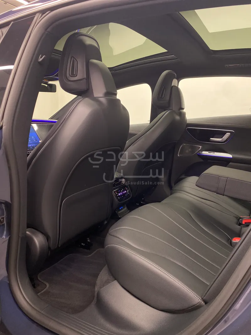 2023 مرسيدس - بنز إي كيو إي 350+