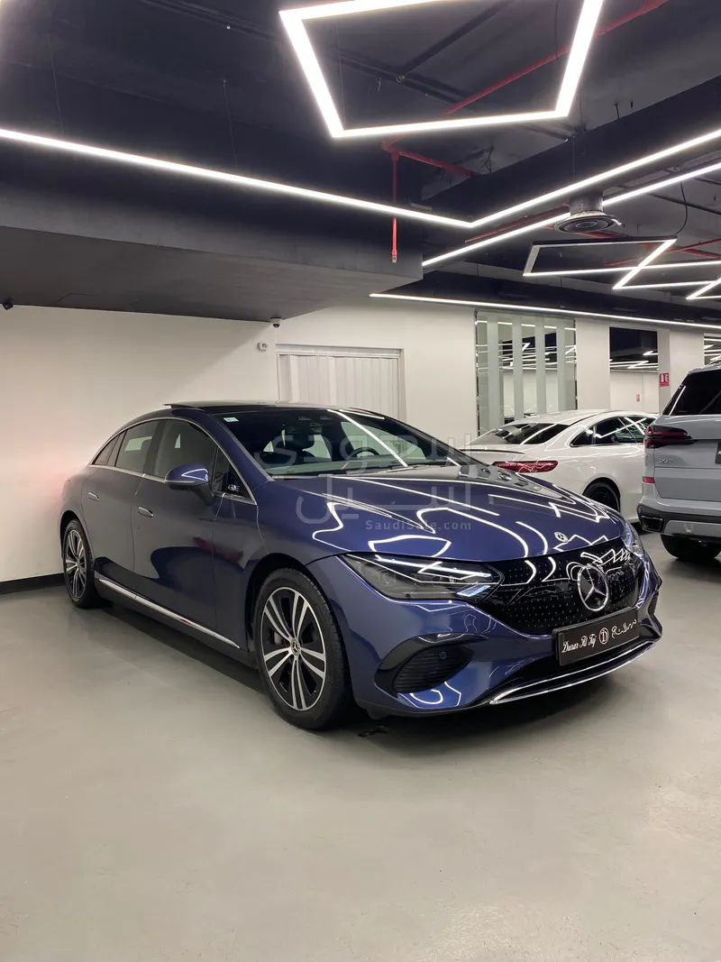 2023 مرسيدس - بنز إي كيو إي 350+