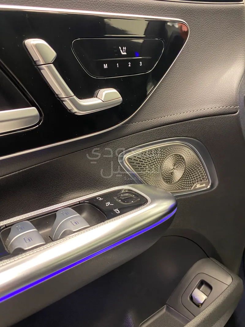 2023 مرسيدس - بنز إي كيو إي 350+