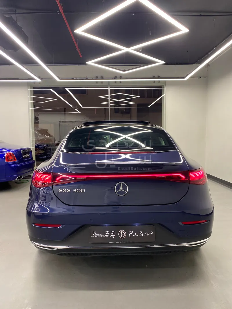 2023 مرسيدس - بنز إي كيو إي 350+