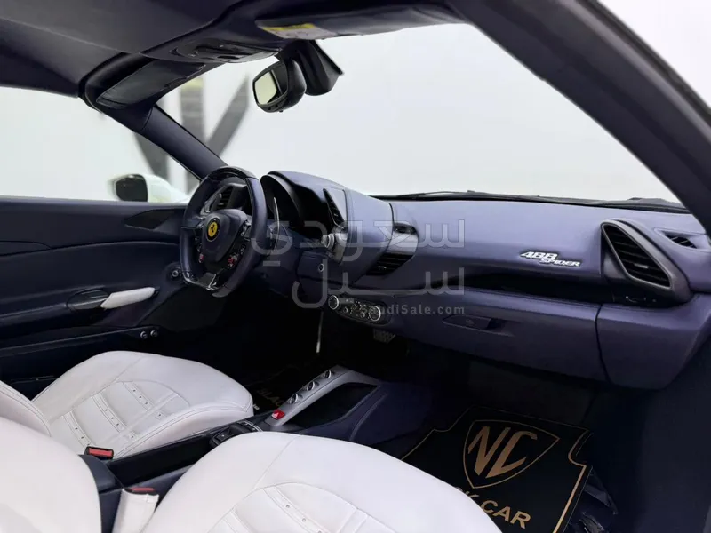 2016 فيراري 488