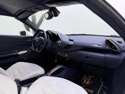 2016 فيراري 488