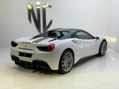 2016 فيراري 488