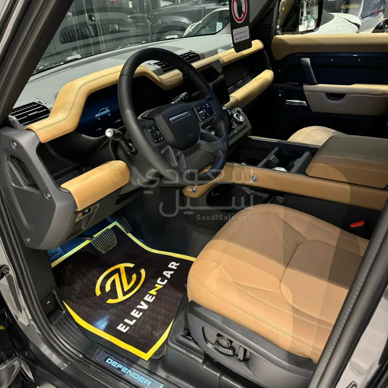 2025 لاند روفر ديفيندر اكس داينمك