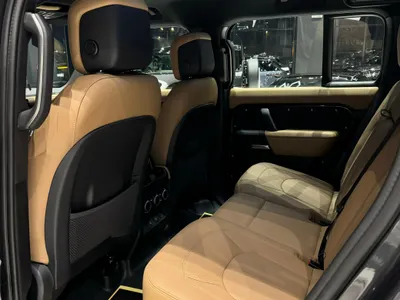 2025 لاند روفر ديفيندر اكس داينمك