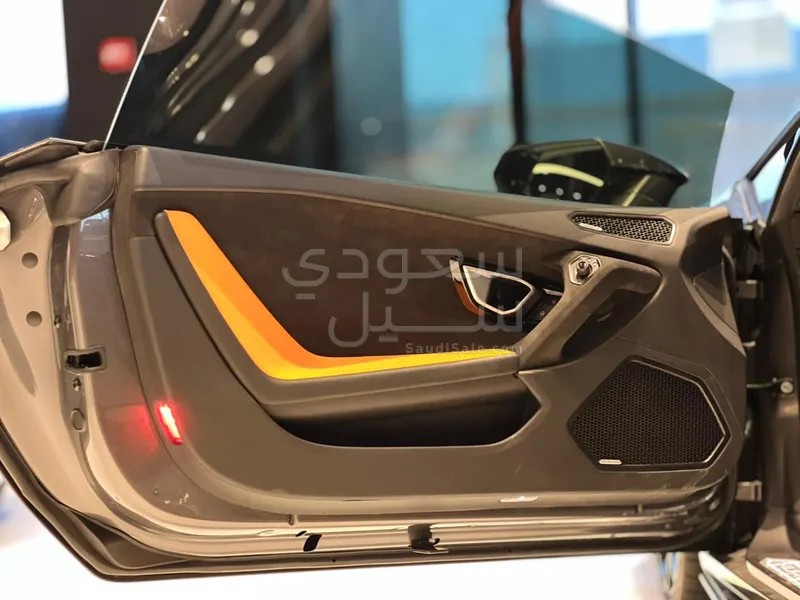 2023 لمبرجيني هوراكان