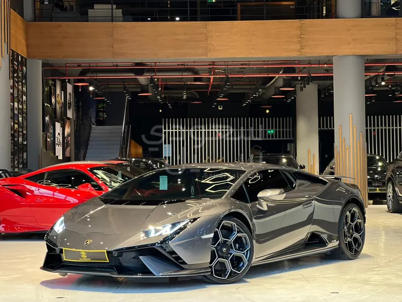 2023 لمبرجيني هوراكان