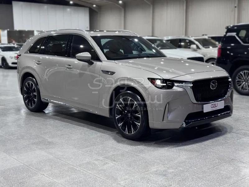 2025 مازدا سي اكس 90