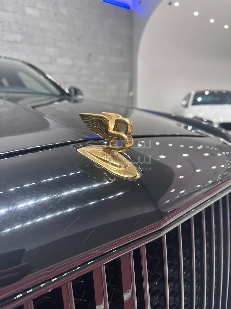 2011 بنتلي مولسان