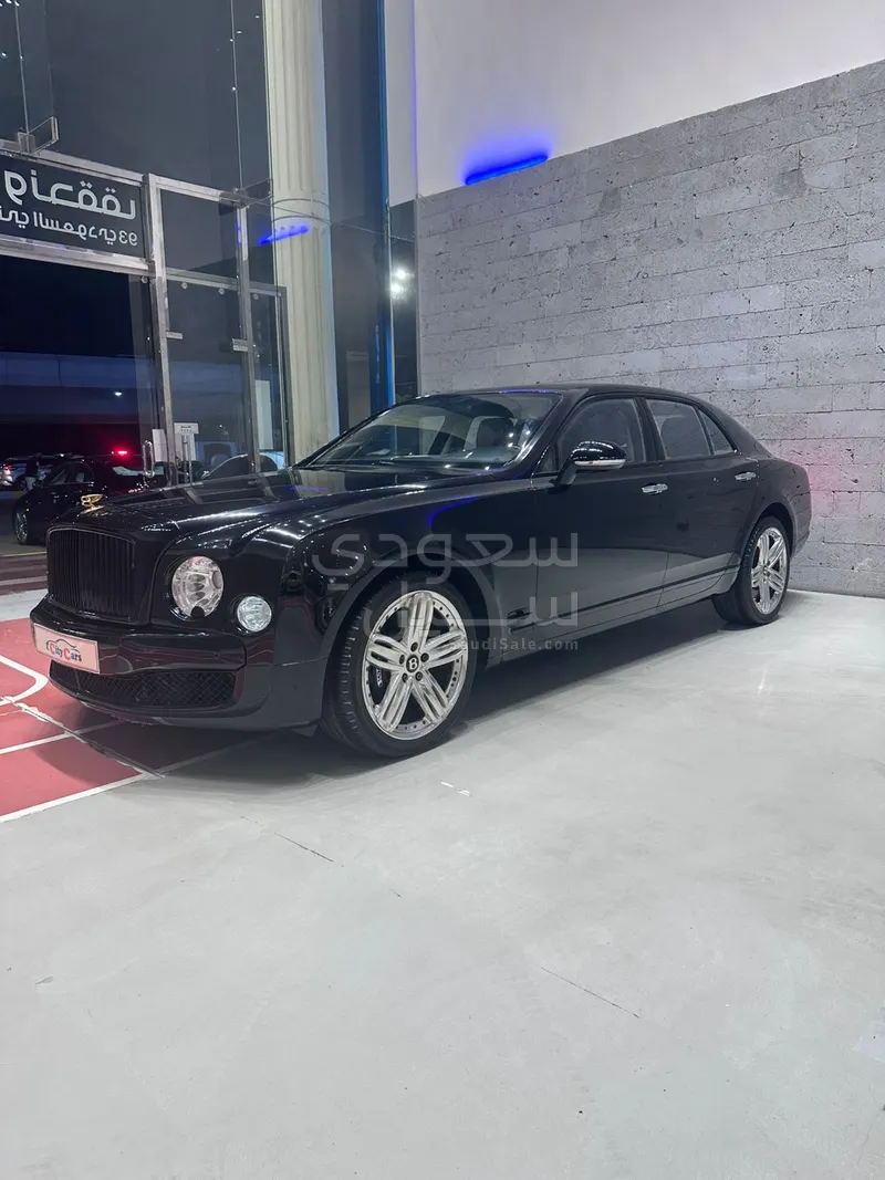 2011 بنتلي مولسان