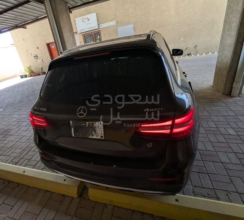 2018 مرسيدس - بنز جي إل سي 250