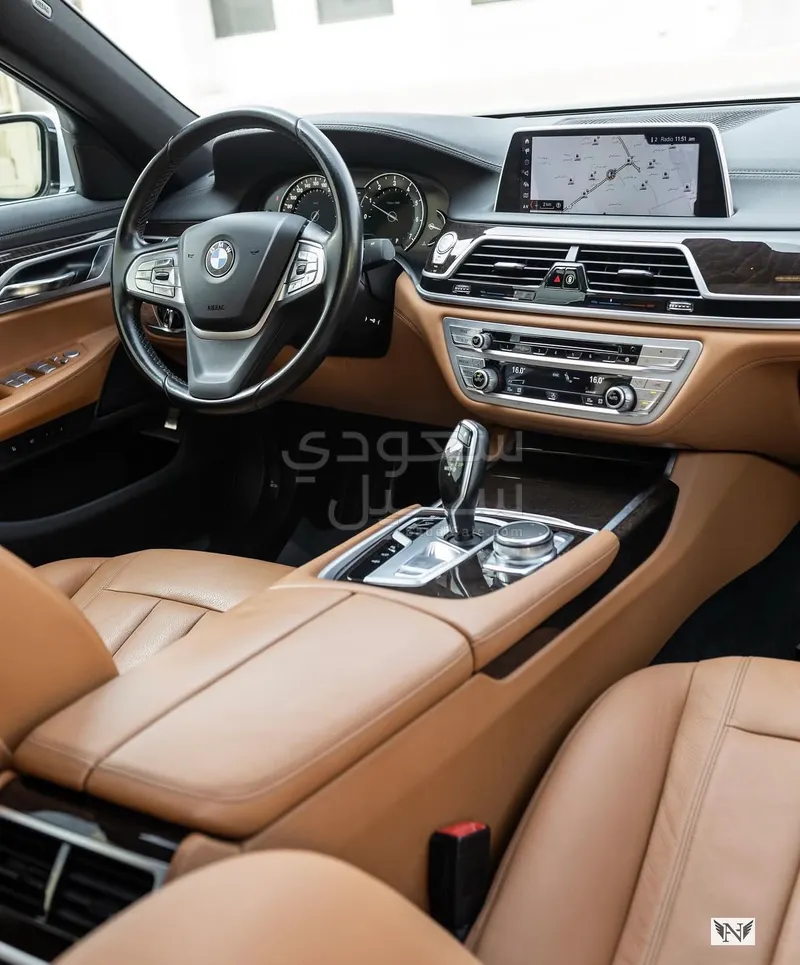 2018 بي ام دبليو الفئة السابعة 730 إل أي