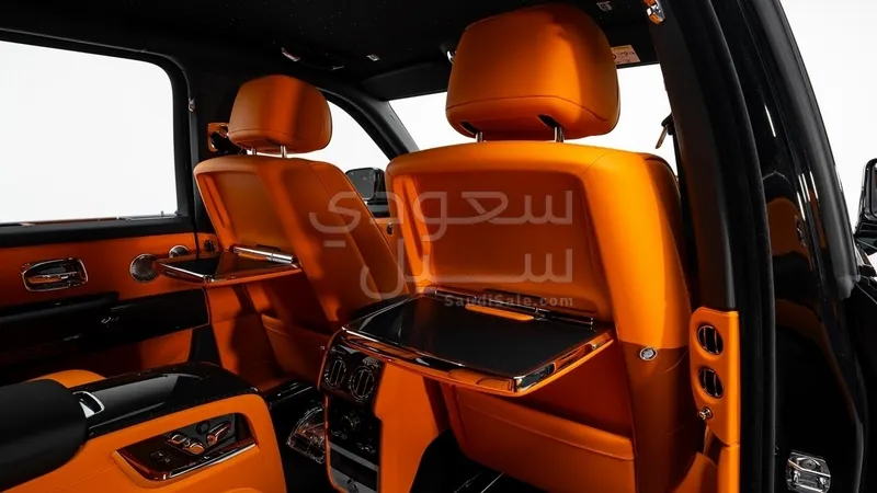 2026 رولز رويس كولينان بلاك بادج