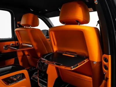 2026 رولز رويس كولينان بلاك بادج