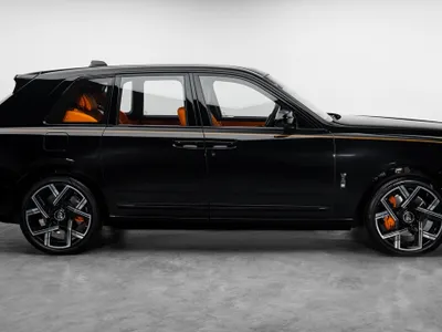 2026 رولز رويس كولينان بلاك بادج