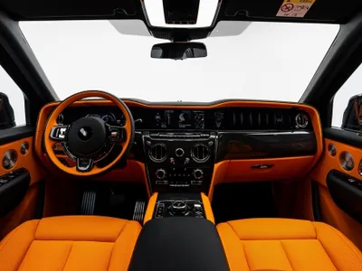 2026 رولز رويس كولينان بلاك بادج