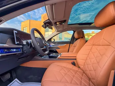 2026 بي ام دبليو الفئة السابعة 735أي