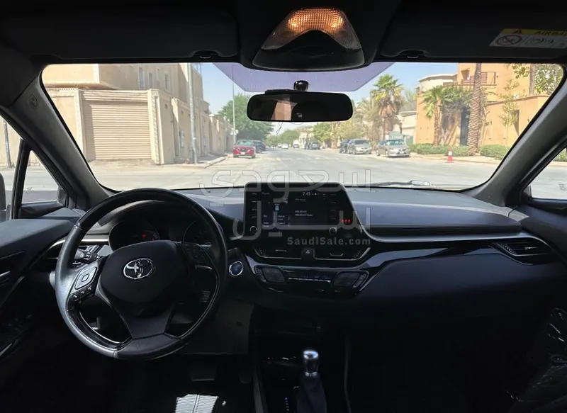 2020 تويوتا سي اتش ار