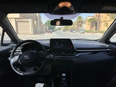 2020 تويوتا سي اتش ار