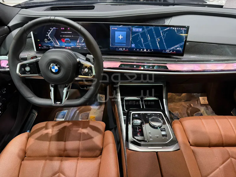 2026 بي ام دبليو الفئة السابعة 735أي