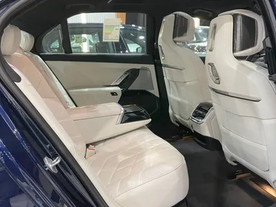 2026 بي ام دبليو الفئة السابعة 735أي