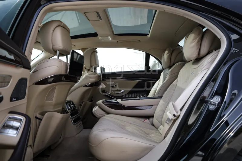 2018 مرسيدس - بنز إس 560