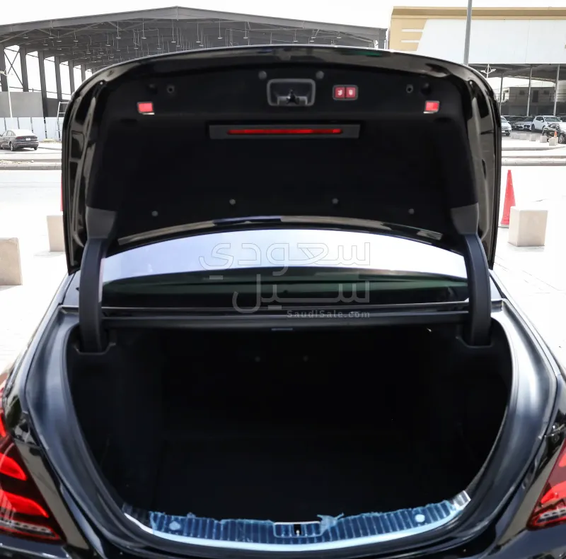 2018 مرسيدس - بنز إس 560