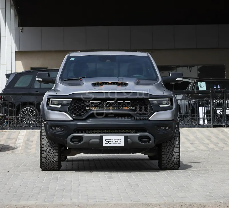 2021 دودج رام تي ار اكس
