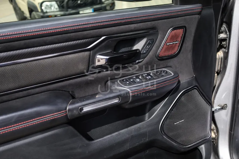 2021 دودج رام تي ار اكس