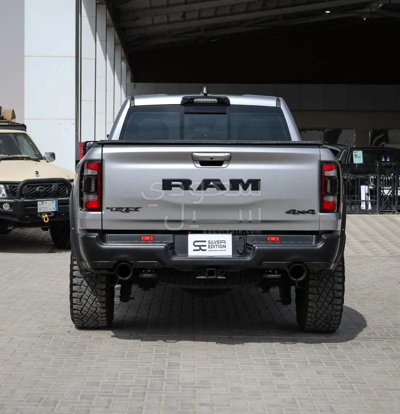 2021 دودج رام تي ار اكس