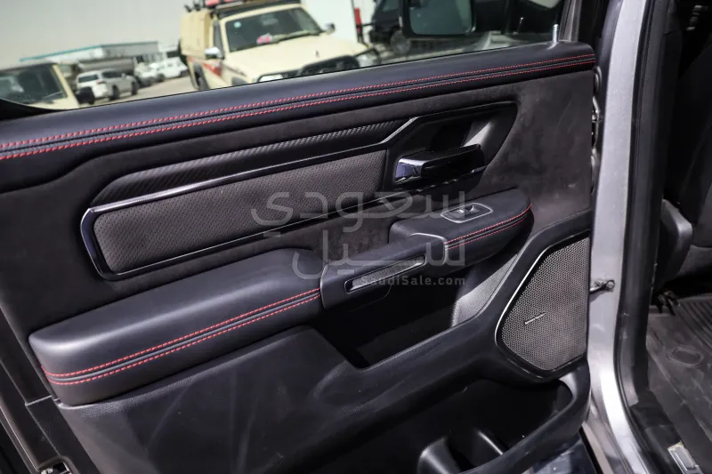 2021 دودج رام تي ار اكس