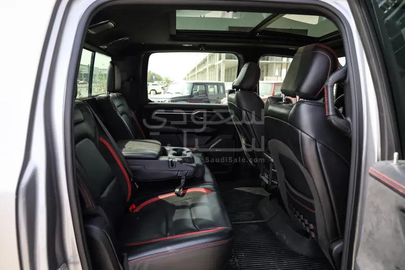 2021 دودج رام تي ار اكس