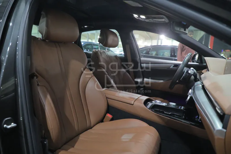 2024 جينيسيس جي 80