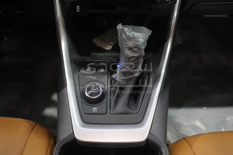 2024 تويوتا راف 4