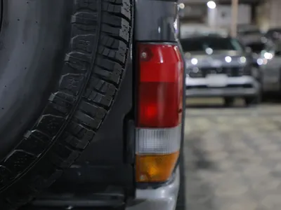 2011 تويوتا لاند كروزر ربع ال اكس