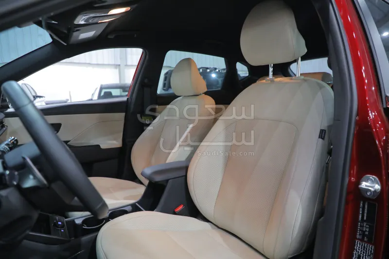 2025 هيونداي كونا