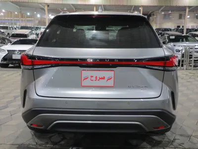 2024 لكزس أر إكس 350