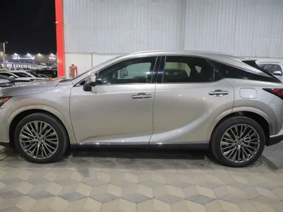 2024 لكزس أر إكس 350