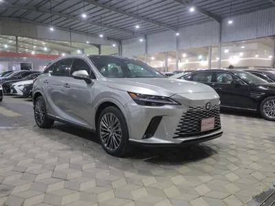 2024 لكزس أر إكس 350