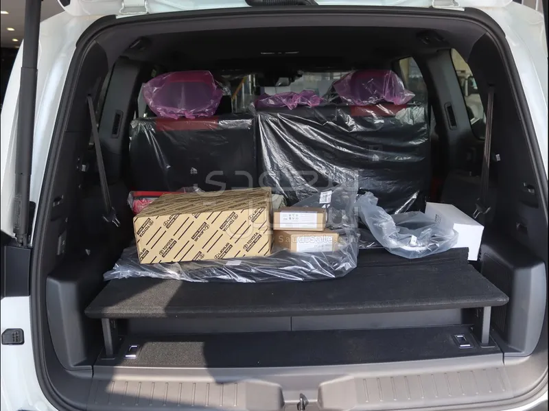 2025 تويوتا لاند كروزر جي ار سبورت