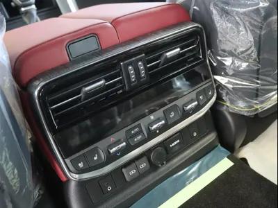 2025 تويوتا لاند كروزر جي ار سبورت