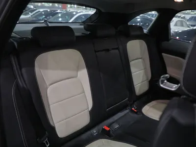 2019 جاكوار اف-بيس