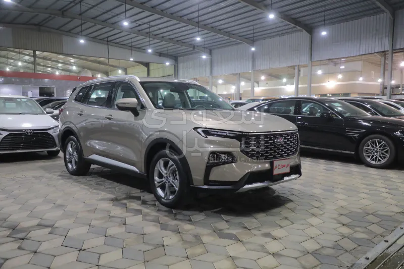 2023 فورد تيريتوري تريند