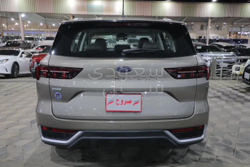 2023 فورد تيريتوري تريند